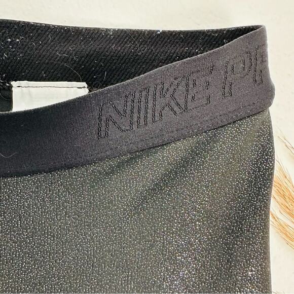 NIKE PRO Silver Sparkle DriFit Mid Rise Leggings Tights Running Gym Yoga Pants S - Picture 8 of 16